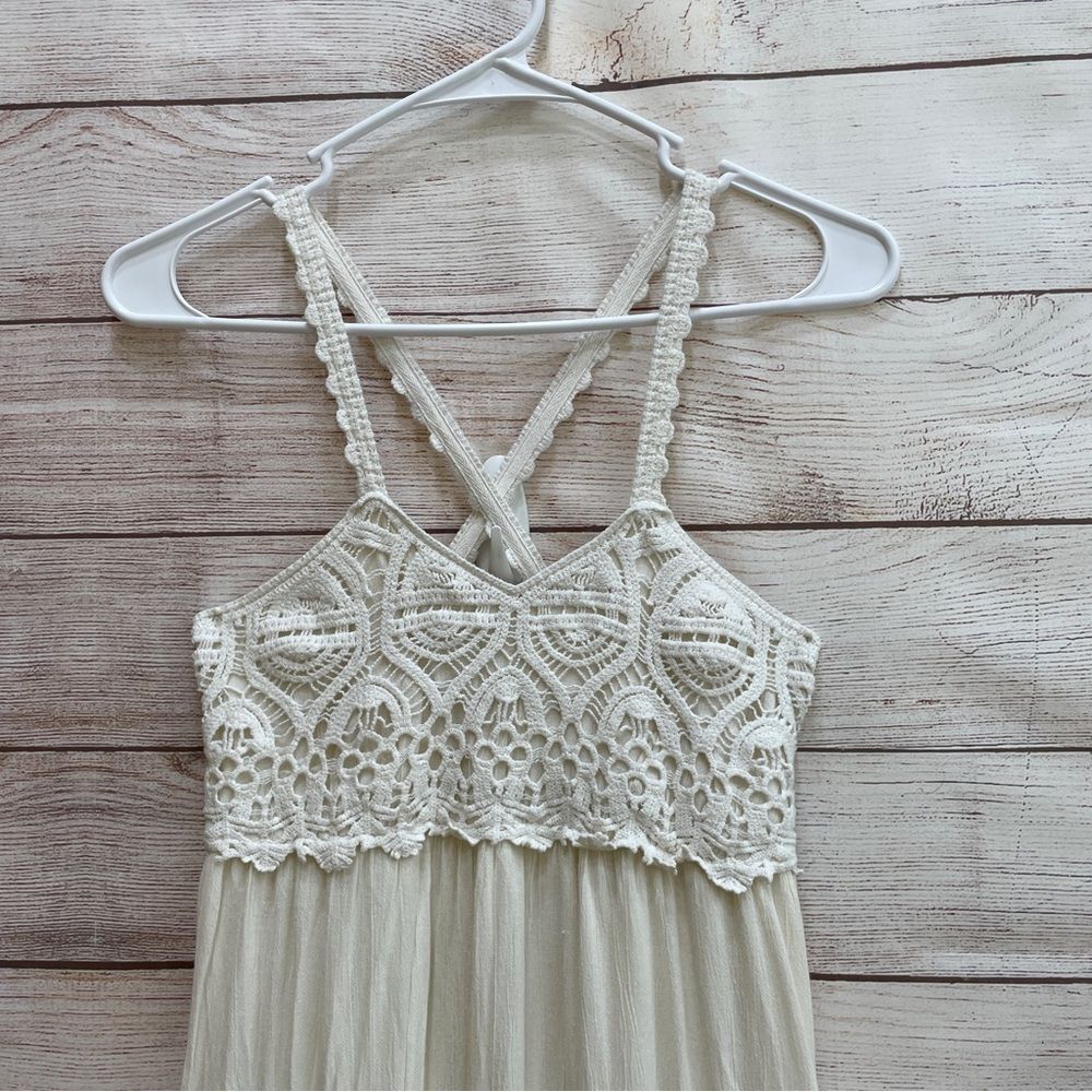 AMERICAN EAGLE CROCHET LACE BOHO COTTAGECORE MAXI DRESS IN CREAM - Picture 2 of 12
